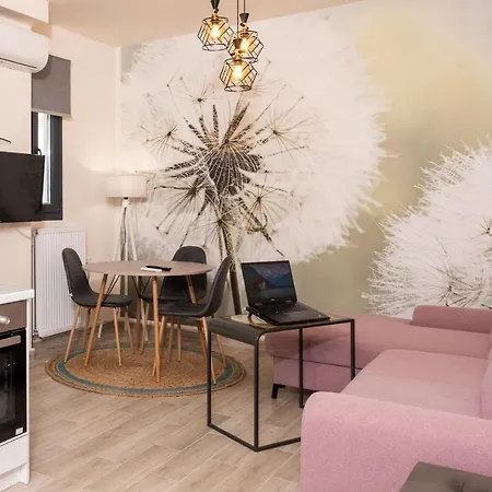 Quiet Beauty -kiki *