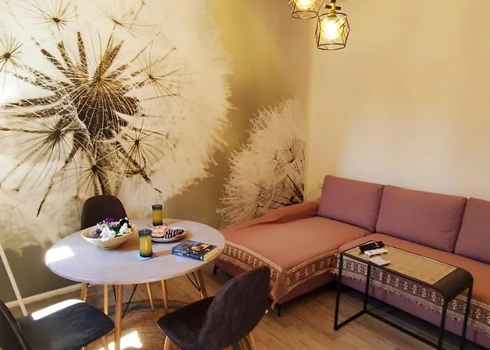 Quiet Beauty -kiki *