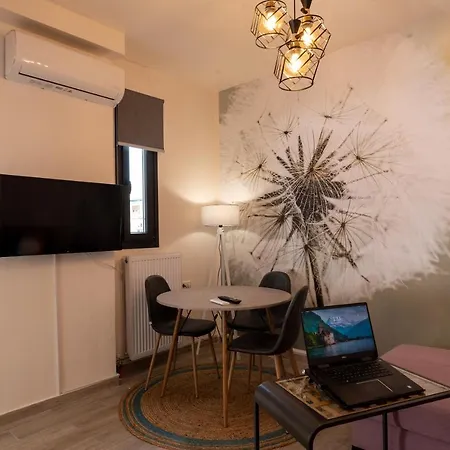 Quiet Beauty -kiki * Volos